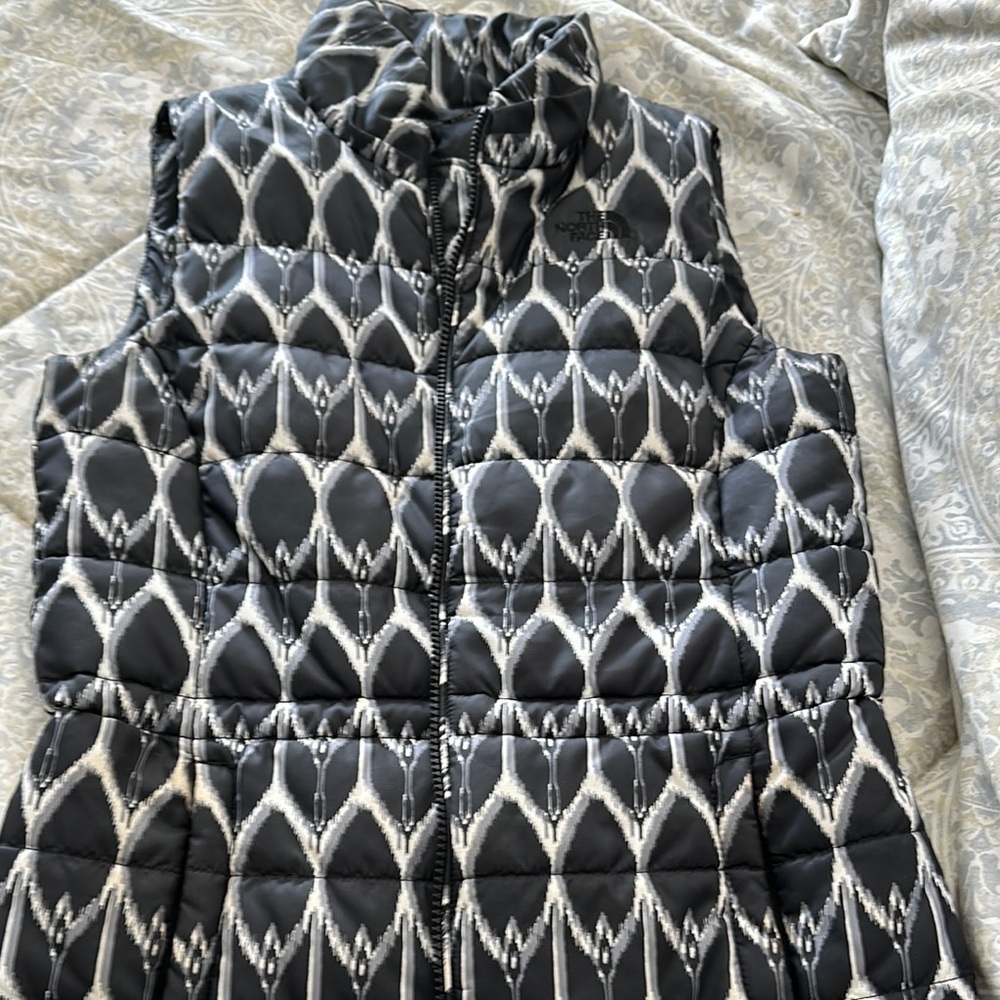 The North Face Geometric Black and White Vest